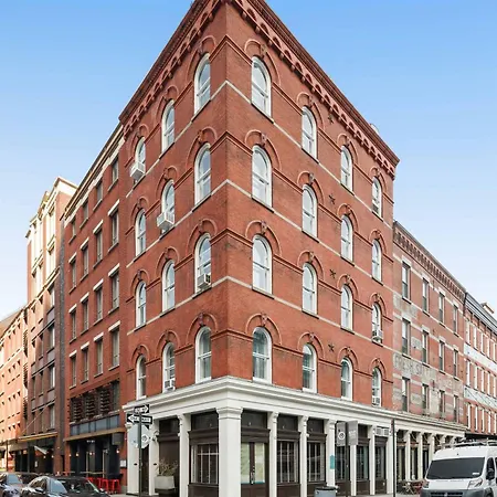 Seaport Place By Stayhaus Floor-through 1br Loft Apartment
