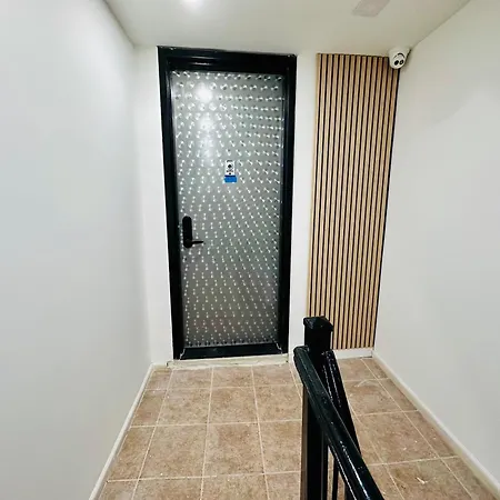 22-3b Sleek Modern 1br Gramercy Apartment *