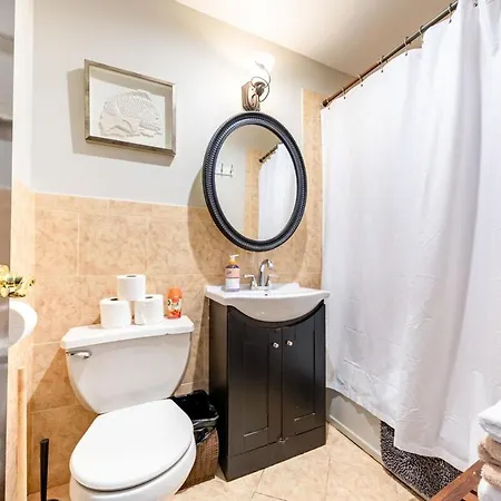Apartment Beautiful 2-bedroom Townhouse Nyc
