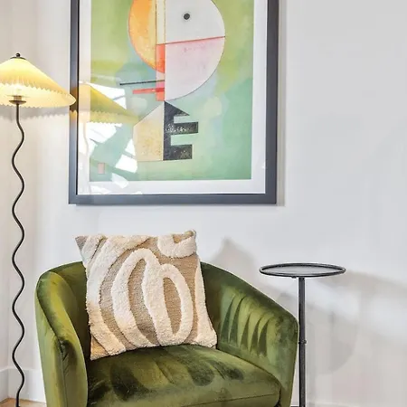 Bright Bedford Lofts With Laundry New York