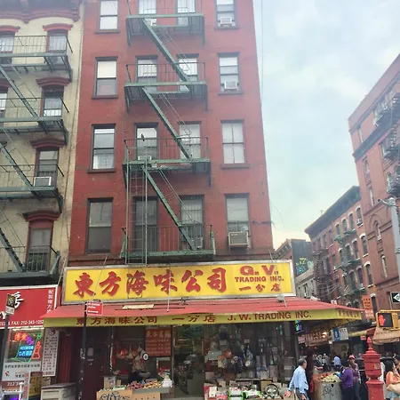 Big In Little Italy, Chinatown, Soho, Tribeca, Nyc Apartment *