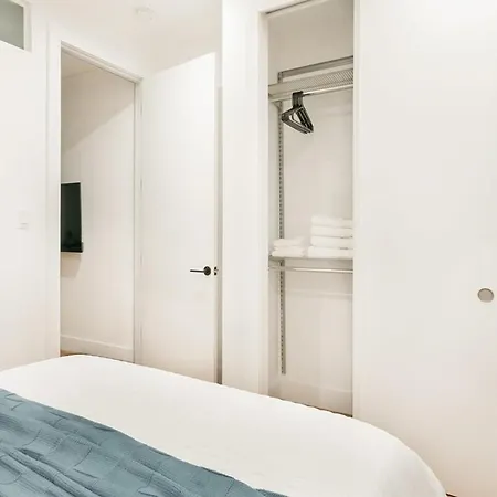 444 Midtown Apartment *