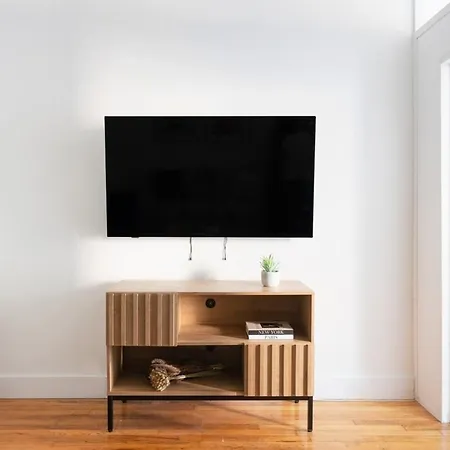Apartment 444 Midtown *