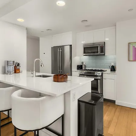 Apex Executive - Lenox Hill Ny * New York