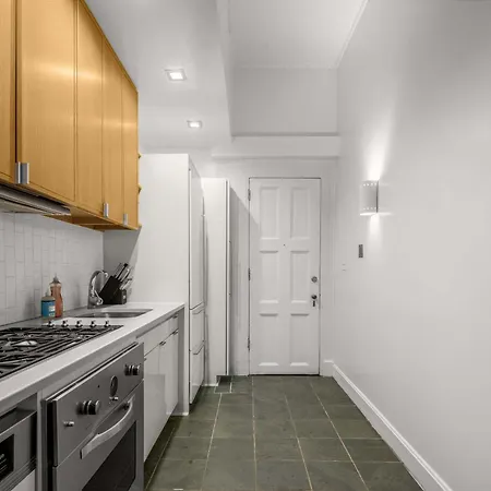 Apex Executive - Washington Square Park Ny Apartment *