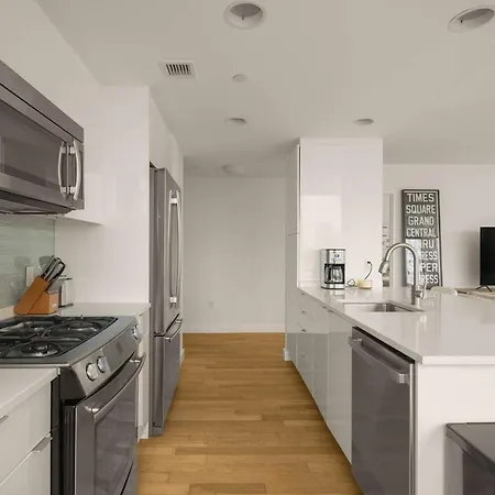 Apex Executive - Lenox Hill Ny Apartment *