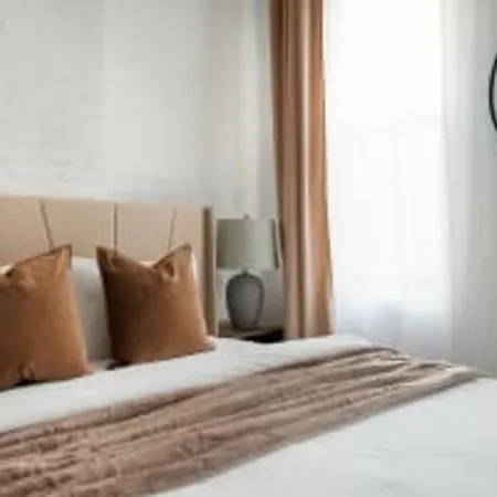 Apartment 1290 Ues *