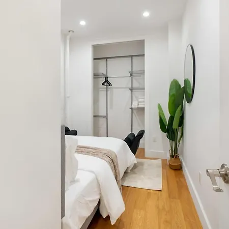 Apartment 1290 Ues *