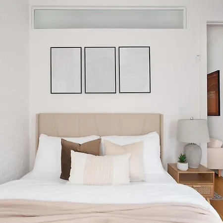 1290 Ues Apartment