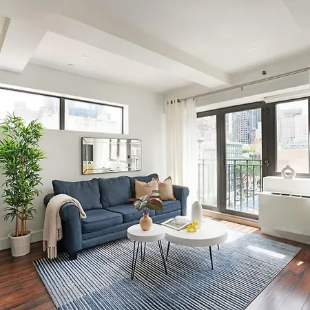 Apartment 809 Midtown *