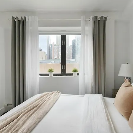809 Midtown Apartment New York