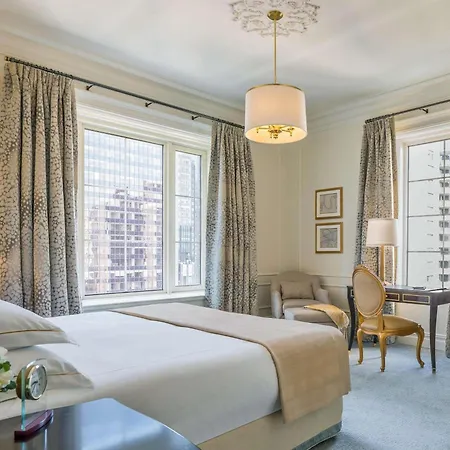 Hotel The Plaza, A Fairmont 5*