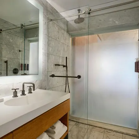 Renaissance Midtown 4* New York