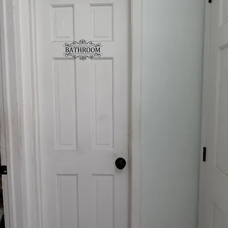 Cozy In Queens-direct Subway To Nyc Bed & Breakfast