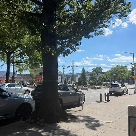 Cozy In Queens-direct Subway To Nyc * New York