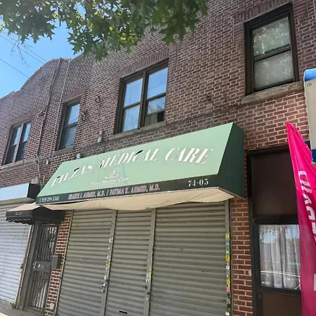 Cozy In Queens-direct Subway To Nyc Bed & Breakfast New York