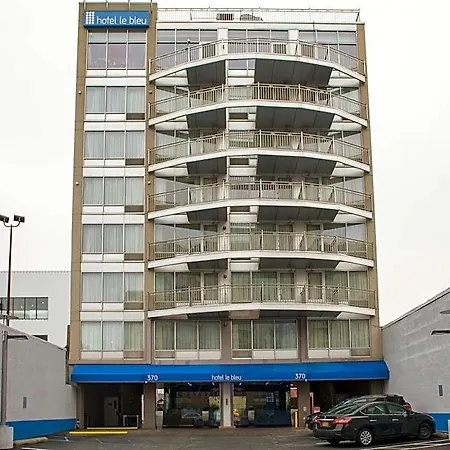 Le Bleu Hotel