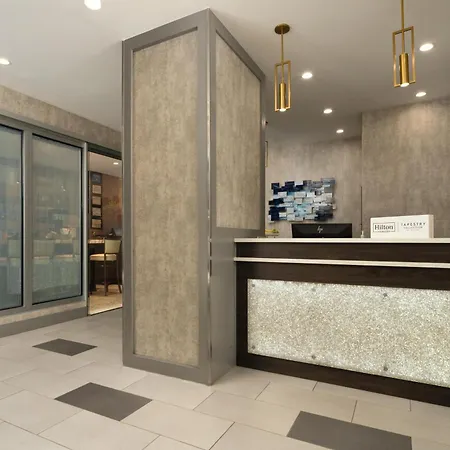 Hotel The Bernic City,tapestry Collection By Hilton 4*