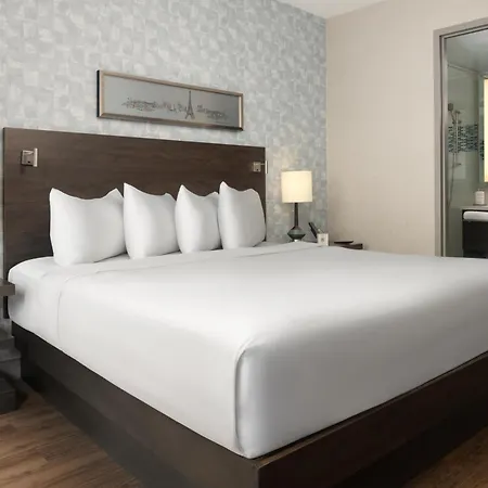 The Bernic City,tapestry Collection By Hilton Hotel New York