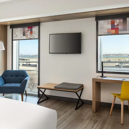 Aloft By Marriott Laguardia Airport Hotel New York