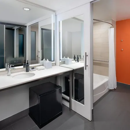 Aloft By Marriott Laguardia Airport 3* New York