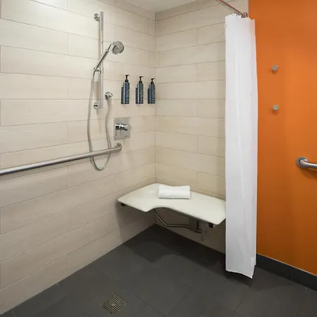 Aloft By Marriott Laguardia Airport Hotel New York