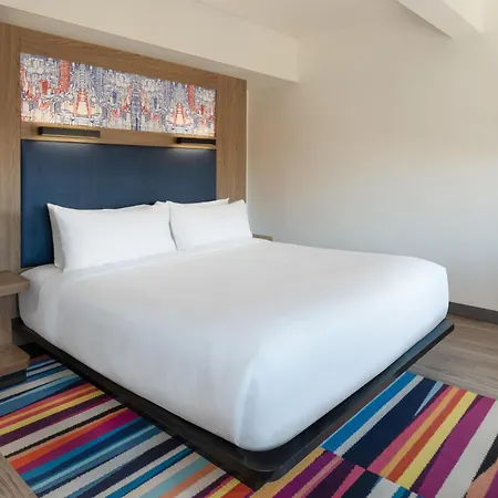 Aloft By Marriott Laguardia Airport Hotel New York