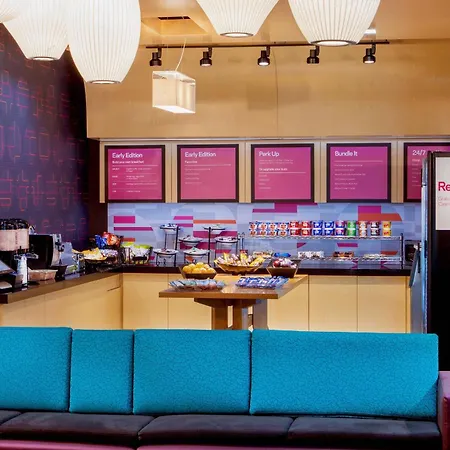 Hotel Aloft By Marriott Laguardia Airport 3*