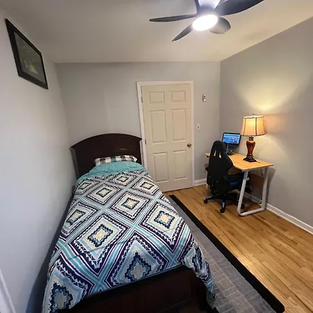 Comfort Arms Services Llc Guest house New York