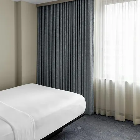 Hotel Aloft By Marriott Manhattan Downtown - Financial District New York
