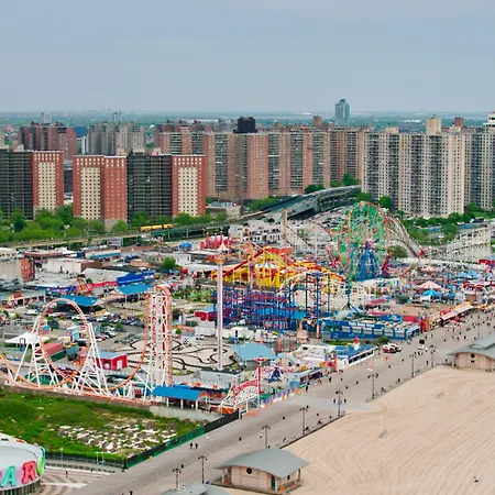 Even Brooklyn By Ihg Hotel 4*