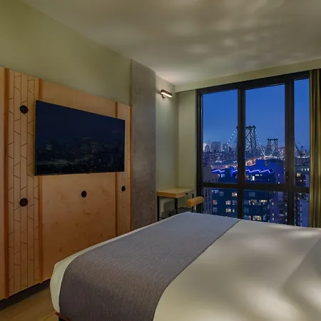 Moxy Brooklyn Williamsburg 3* New York