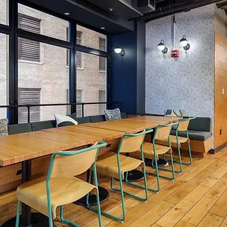 Placemakr Street