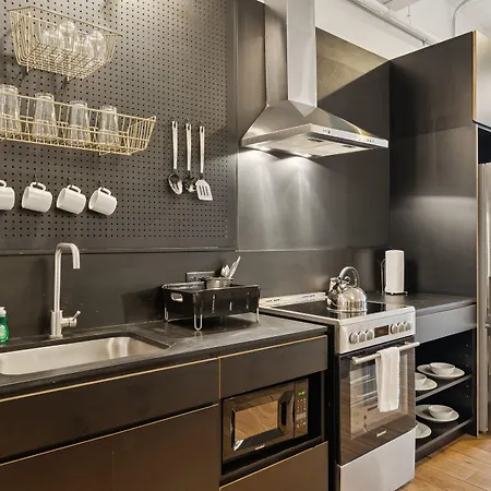 Placemakr Street 4* New York