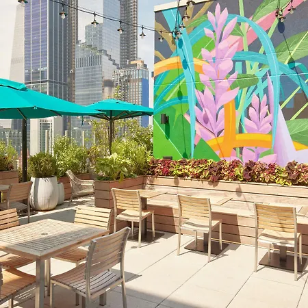 Arlo Midtown