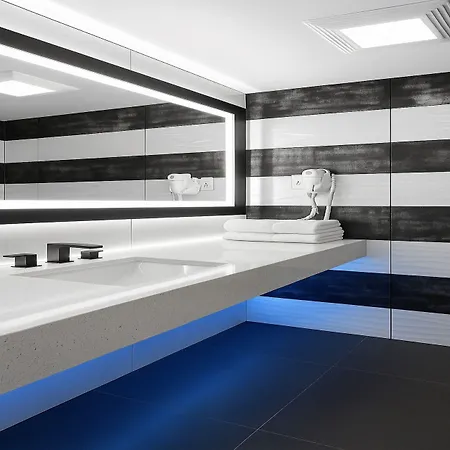 Casa Azul Blu-ubs Arena Hotel