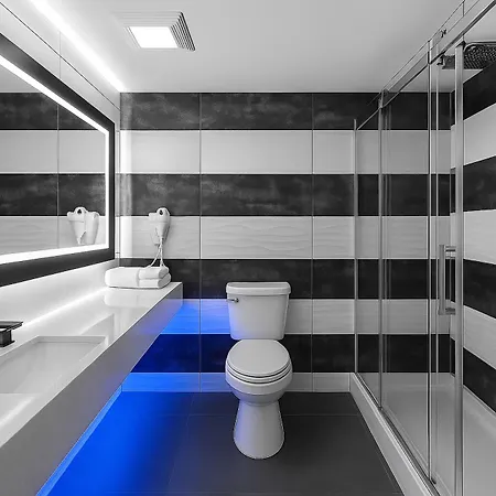 Casa Azul Blu-ubs Arena Hotel 2*