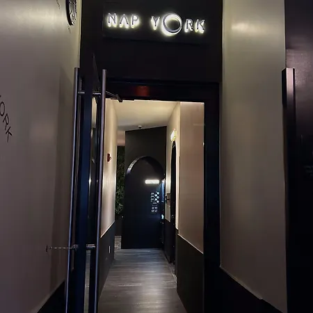 Nap York Park Sleep Station Hostel *