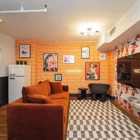 Lamartine Chelsea Hostel