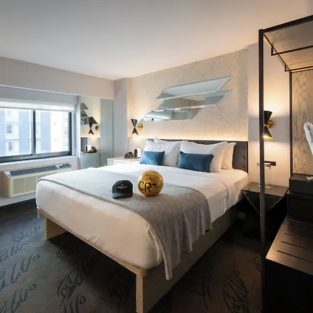Hotel Pestana Cr7 Times Square 4*
