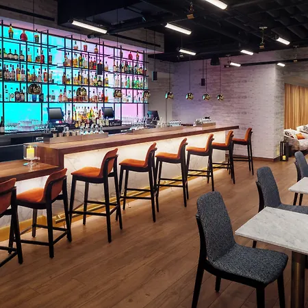 Hotel Home2 By Hilton Times Square 3*
