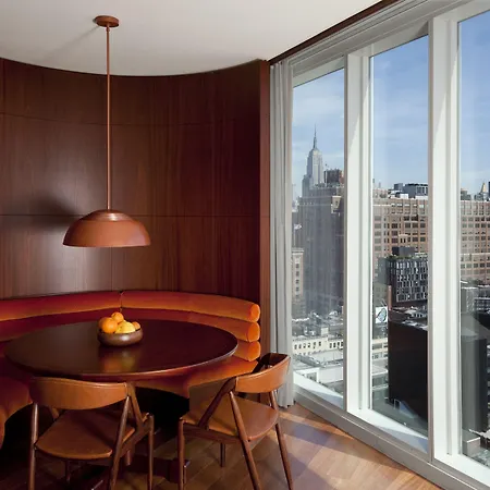 The Standard, High Line 4*