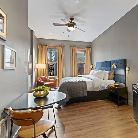Hotel The Historic Blue Moon - Nyc 4*