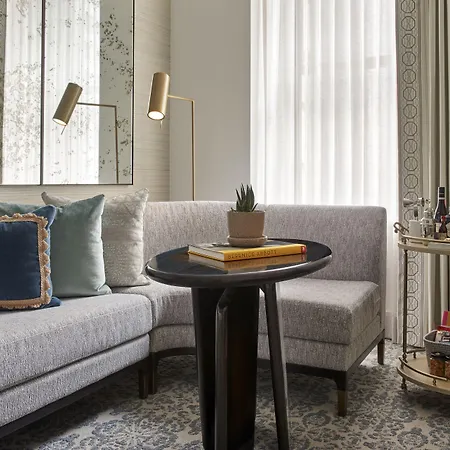 Hotel The Street By Suiteness New York