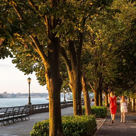 The Street By Suiteness Hotel New York