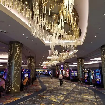 Hotel Hyatt Regency Jfk Airport At World 4*
