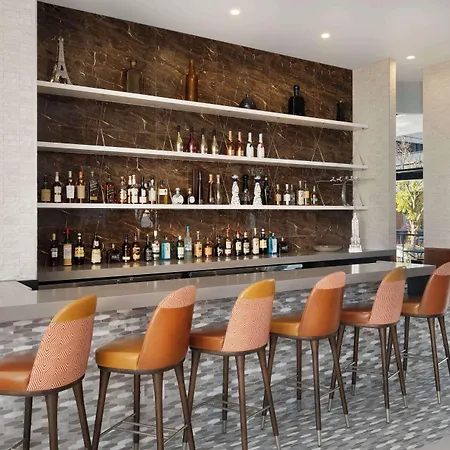 Hotel Doubletree By Hilton Long Island City, Ny