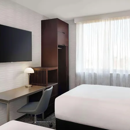 Doubletree By Hilton Long Island City, Ny Hotel 3*