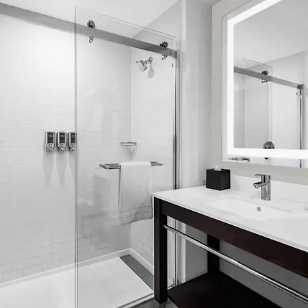 Hotel Four Points By Sheraton Flushing New York