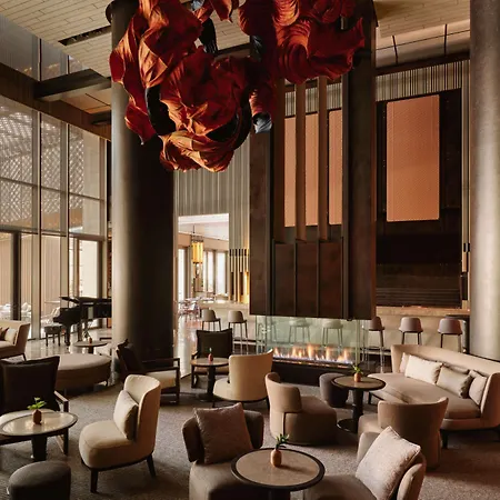 Hotel Aman *